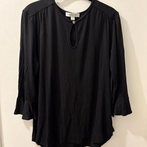 Amour Vert Elegant Black Blouse